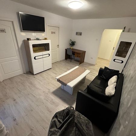 Apartament Ultracentral Modern 1 Piteşti Exterior foto